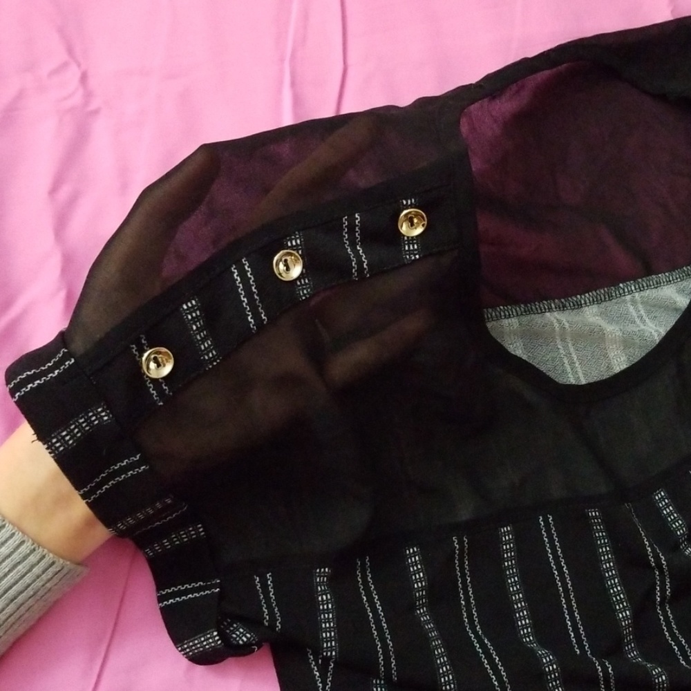 Casual t-shirt - Picture 3 of 8